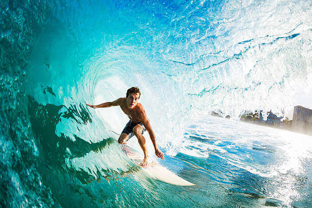 "Riding the Waves of Sustainability with SuddenRush Guarana and Surfing in Hawaii" Mana Rush Guarana